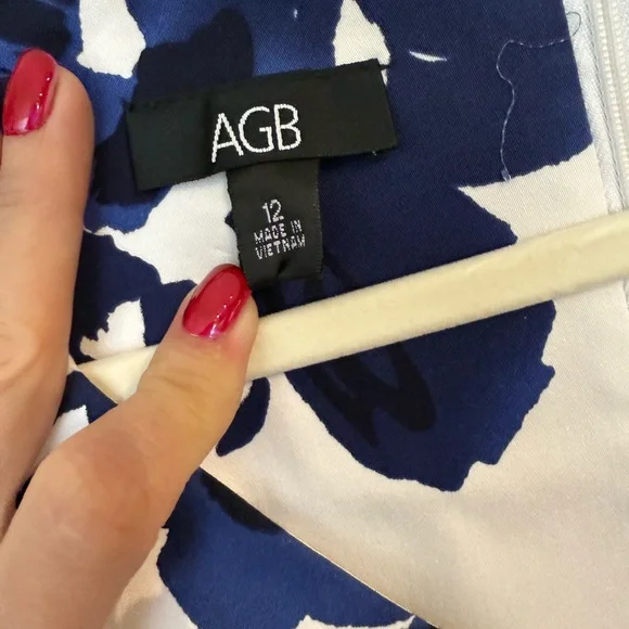 AGB Navy and White Floral Dress - Picture 2 of 6